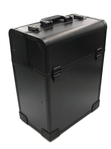 Чемодан на колесиках "Черная пантера"