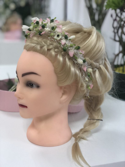 Голова манекен для причесок. Блондинка, FANTOM 60 см. (УЦЕНКА-БРАК) Голова манекен для причесок. Блондинка, FANTOM 60 см. (УЦЕНКА-БРАК)