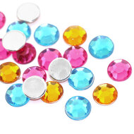 Стразы стеклянные в ассортименте (50 шт.) Стразы стеклянные в ассортименте (50 шт.)